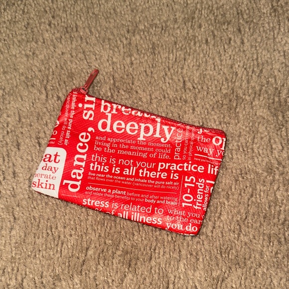 Lululemon Manifesto Coin Pouch - Picture 1 of 3